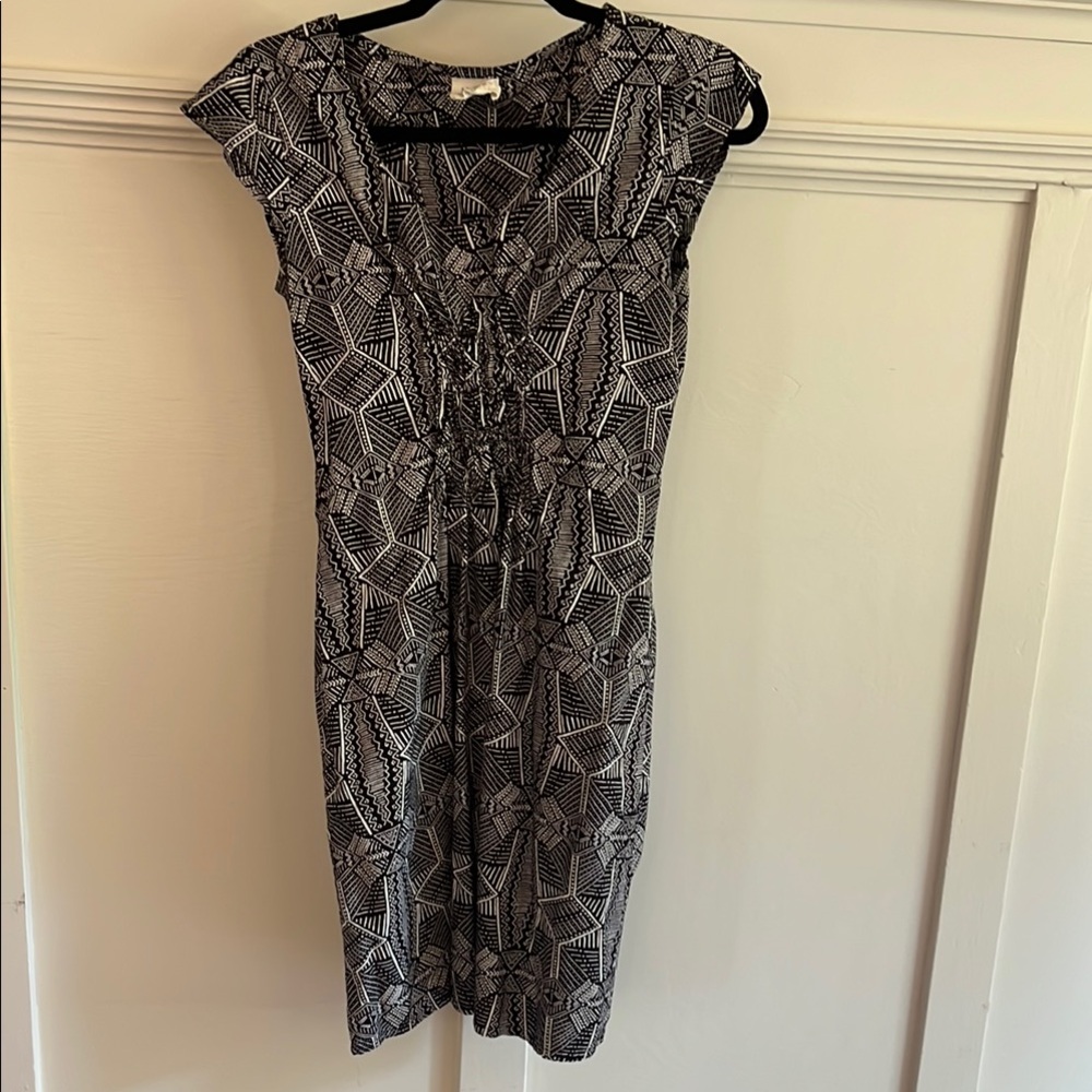 Mata Traders Black and Gray Ruched Sheath Dress